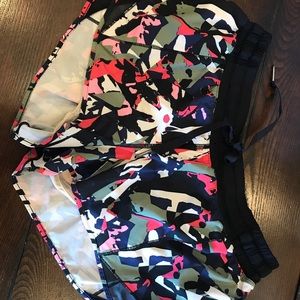 Lululemon hottie hot shorts